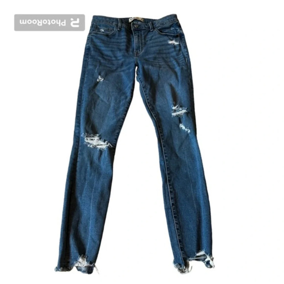 Abercrombie & Fitch Denim - Abercrombie & Fitch Women’s Super Skinny Distressed Ankle Mid-rise 27/4